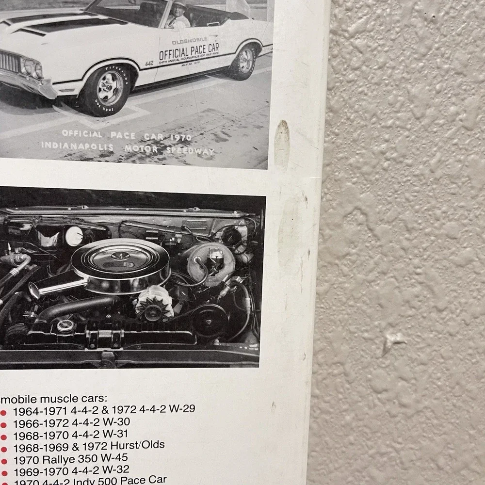 Oldsmobile 4-4-2 and W-Machine Restoration Guide By Motor-books Garage Manual
